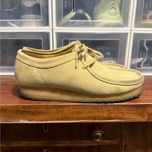 Clarks Men's tan Suede Shoes